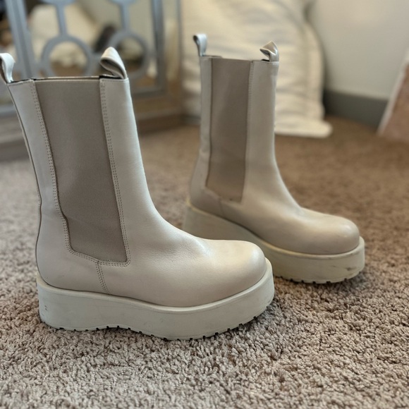 Paloma Barcelo Ankle Boots - Picture 2 of 5